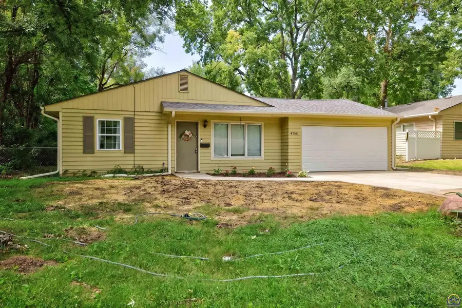 4735 SW 17th Ter, Topeka, KS 66604 - #3