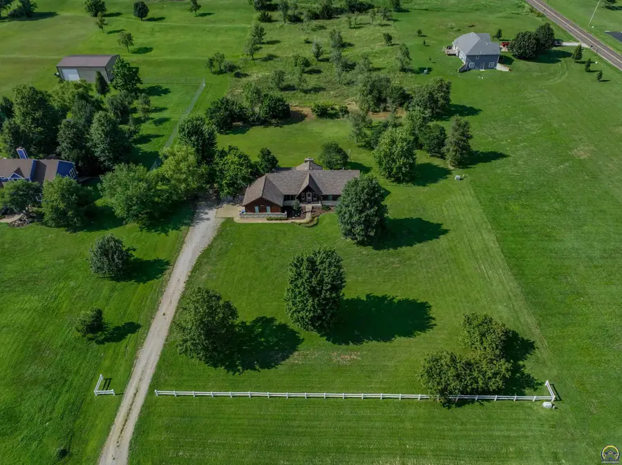 840 NW 50th St, Topeka, KS 66618 - #3
