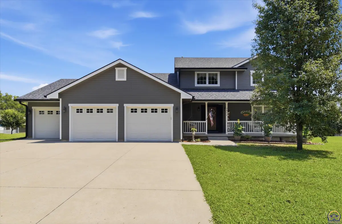 3012 NE Quincy St, Topeka, KS 66617 - #1