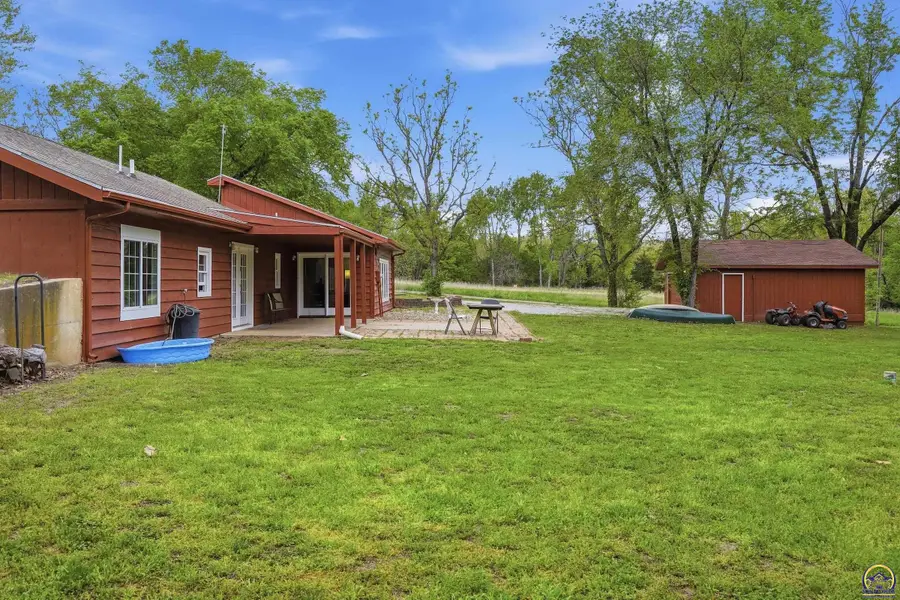 757 N Hanover St, Auburn, KS 66402 - #3