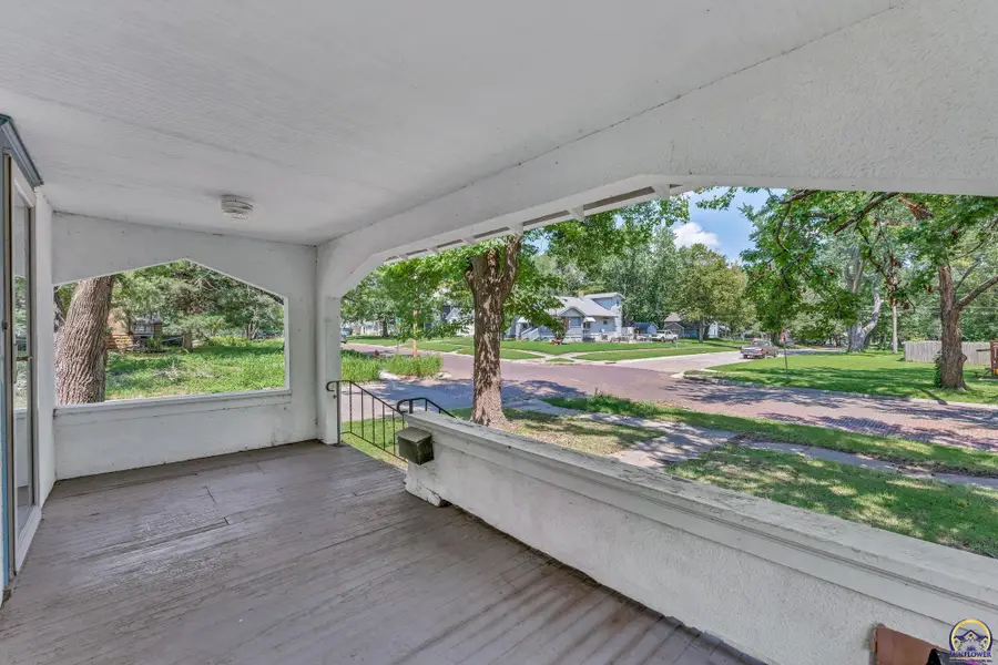 2001 SW Buchanan St, Topeka, KS 66604 - #3