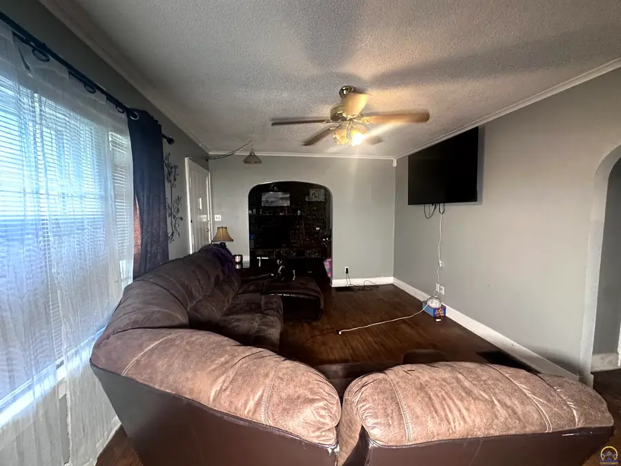 2845 SE Michigan Ave, Topeka, KS 66605 - #3