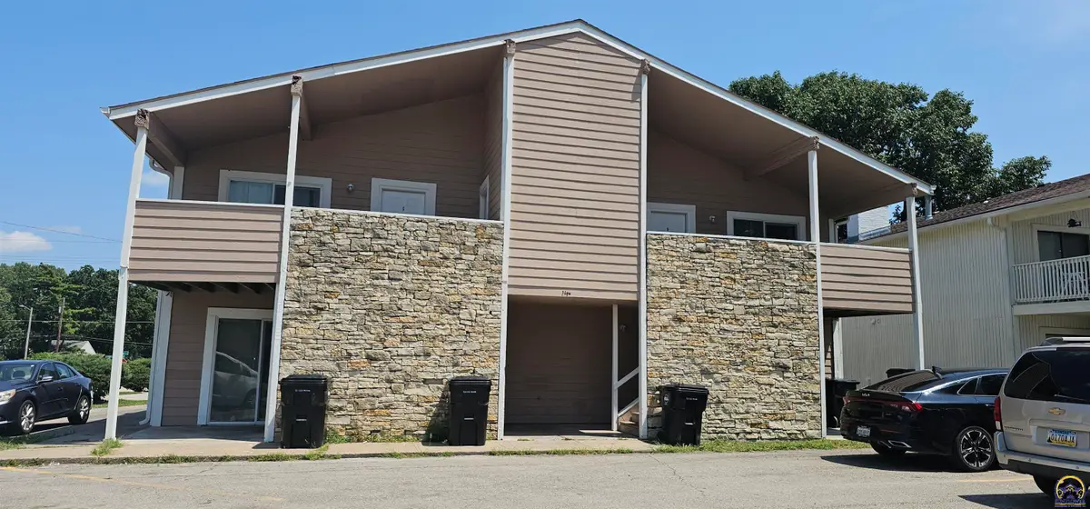 3400 SW Burnett Rd, Topeka, KS 66614 - #1