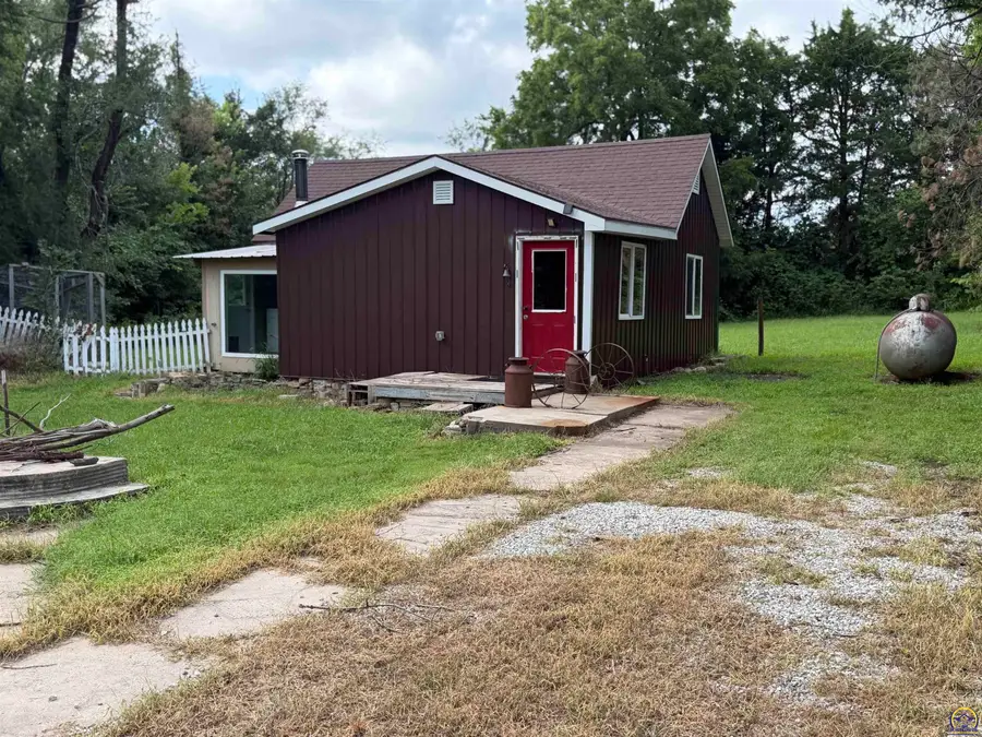 17695 N Rd, Mayetta, KS 66509 - #3