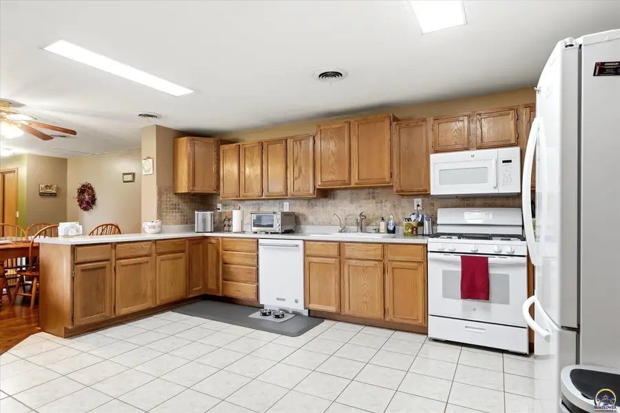13881 Osage Rd, Valley Falls, KS 66088 - #3