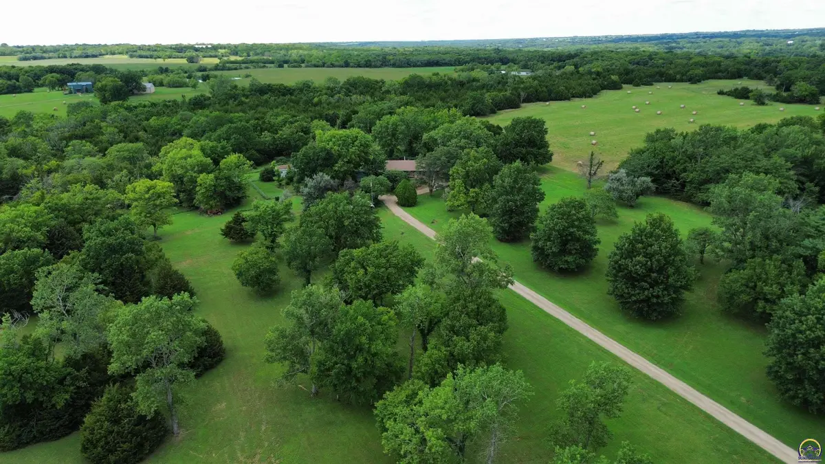 10021 SE Shadden Rd, Overbrook, KS 66524 - #1