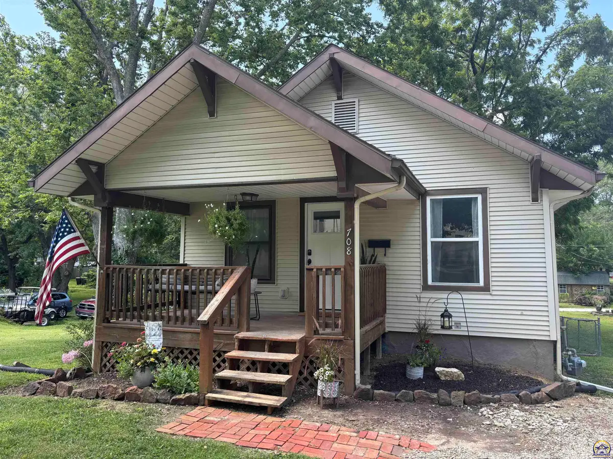 708 S Poplar St, Ottawa, KS 66067 - #1