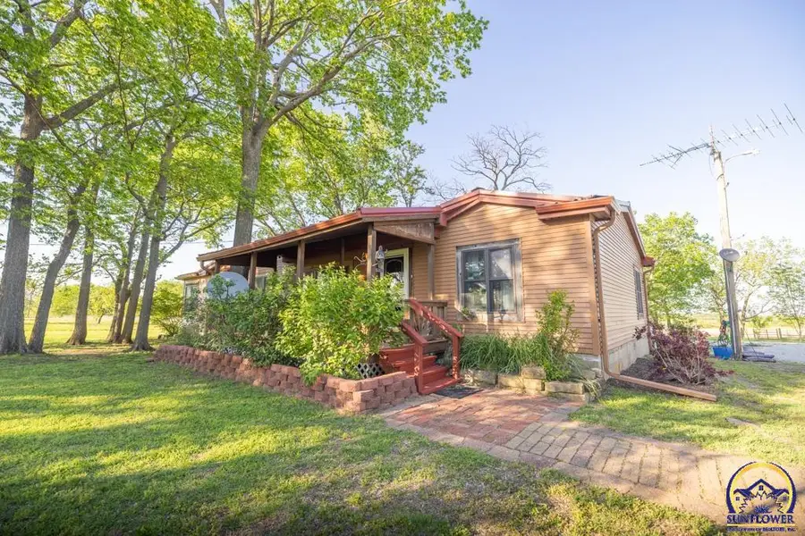 1263 Xeric Rd, Westphalia, KS 66093 - #2
