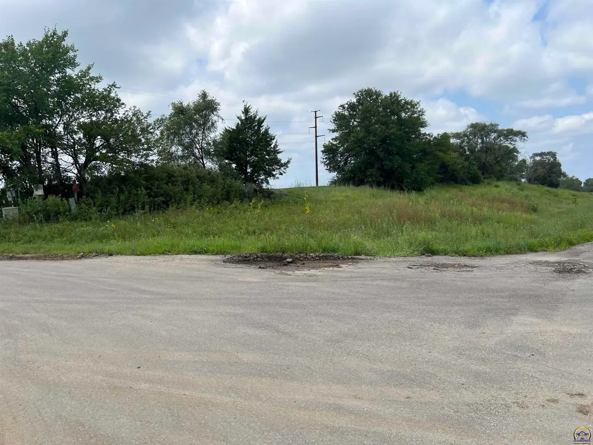 Lot 11 66th St, Meriden, KS 66512 - #1