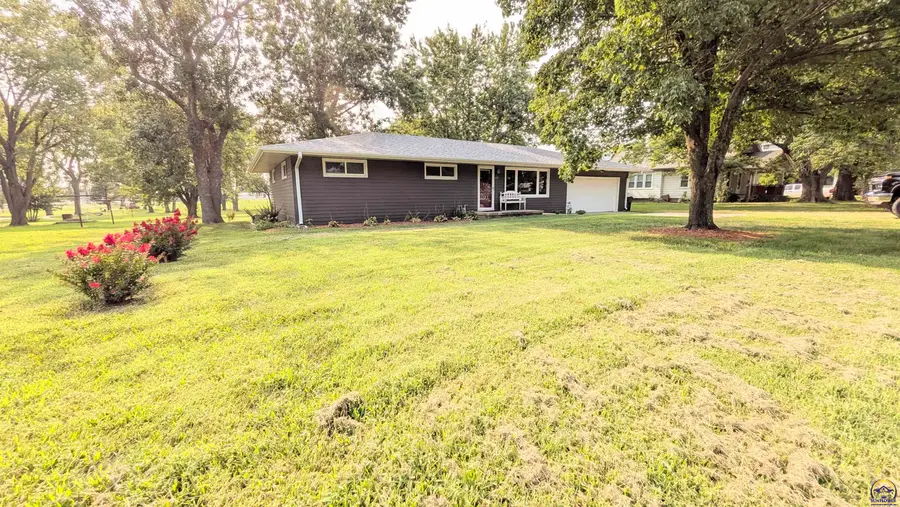 419 Iowa, Olpe, KS 66865 - #3