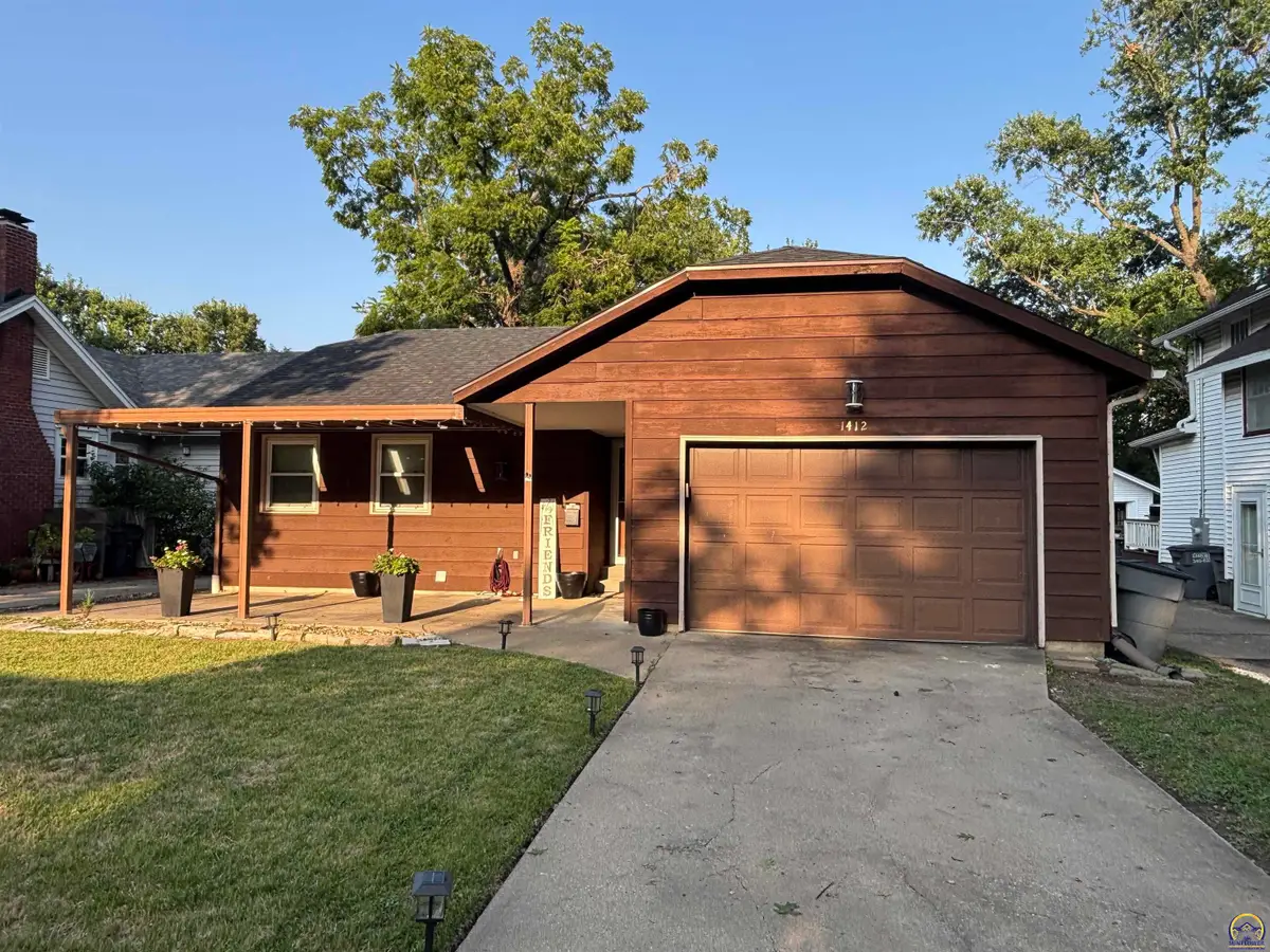 1412 State St, Emporia, KS 66801 - #1