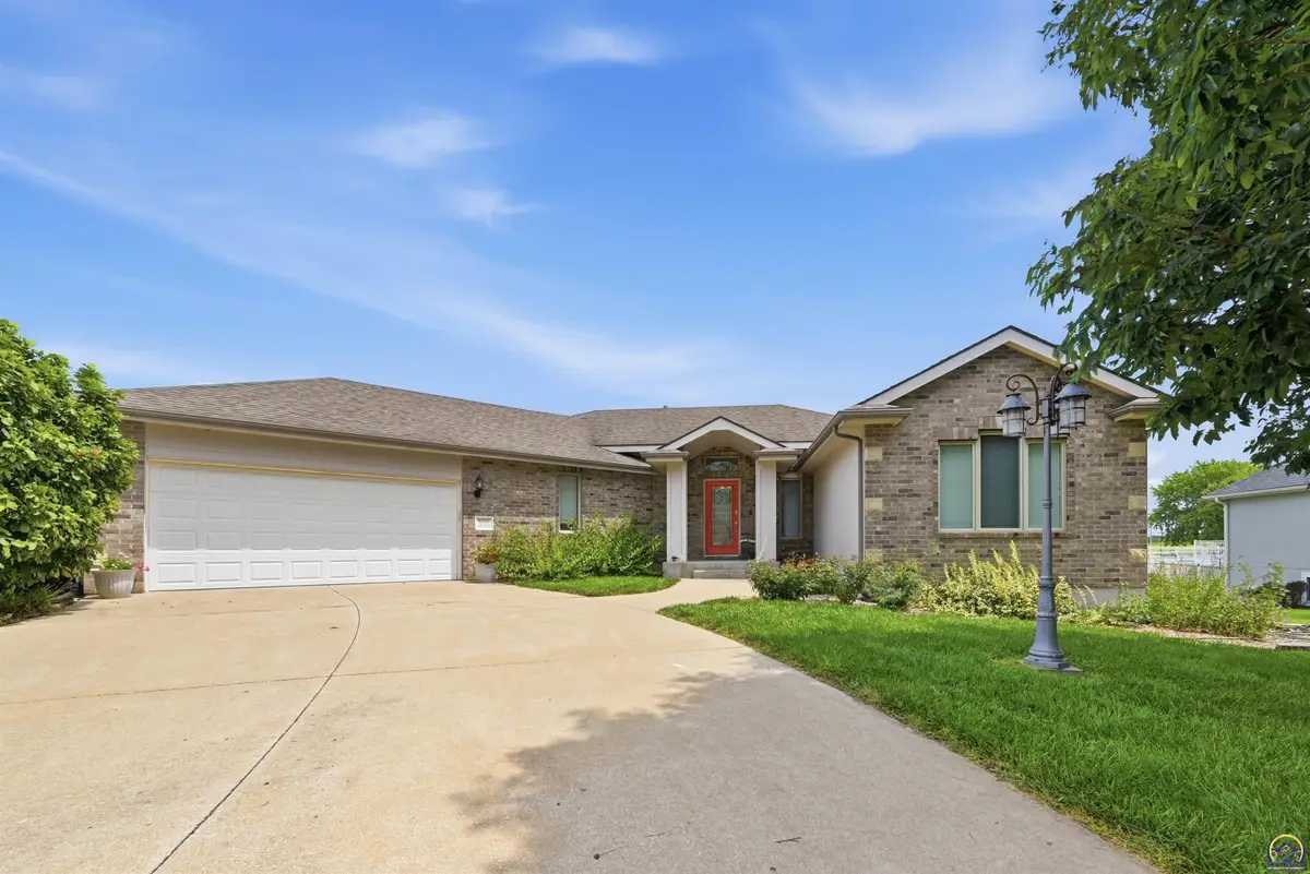 5218 NW Sterling Chase Dr, Topeka, KS 66618 - #1