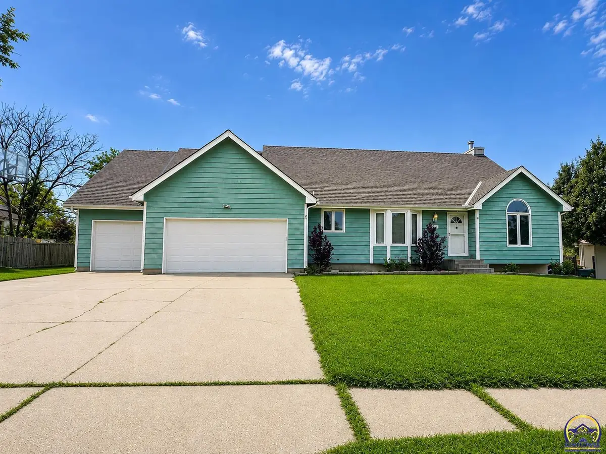 4210 SE Colorado Ave, Topeka, KS 66609 - #1