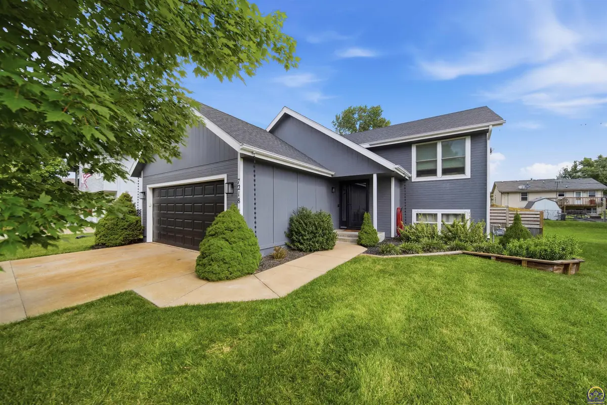 7218 SW 24th Ter, Topeka, KS 66614 - #1