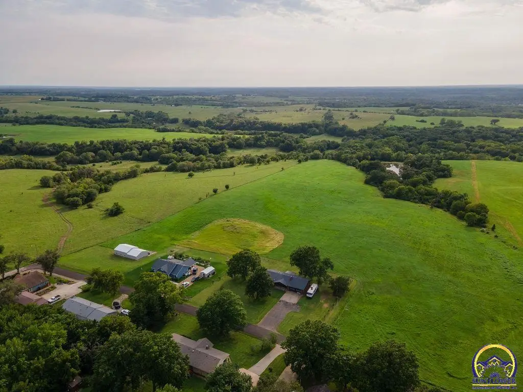 1011 Elm St, Oskaloosa, KS 66066 - #1