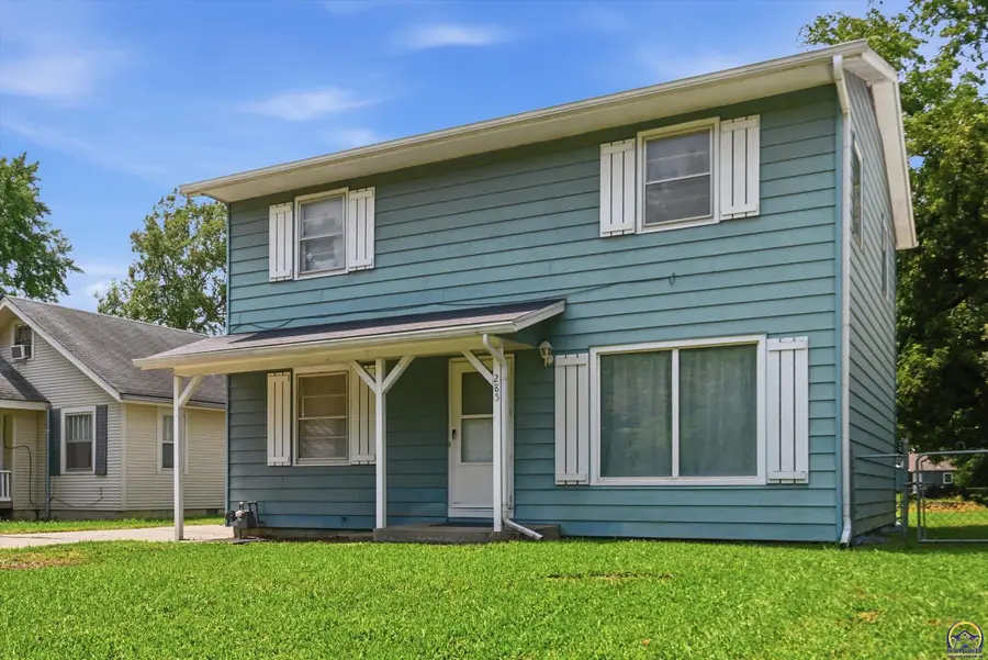 285 NE Sumner St, Topeka, KS 66616 - #2