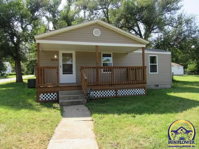 2543 SE Wisconsin Ave, Topeka, KS 66605 - #1