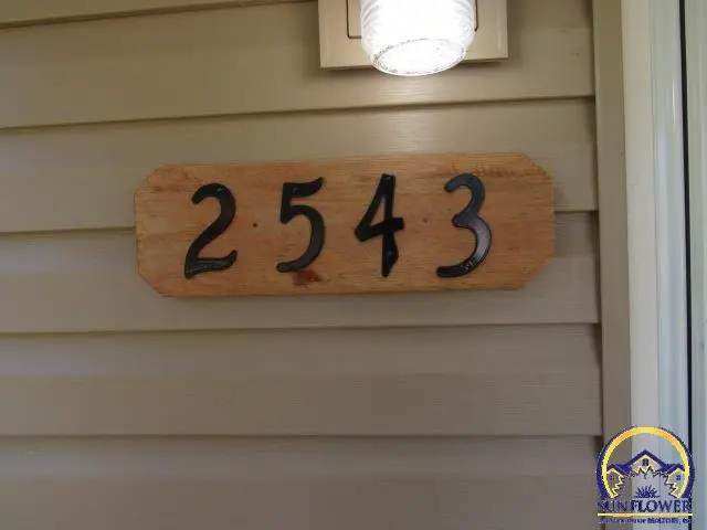 2543 SE Wisconsin Ave, Topeka, KS 66605 - #3