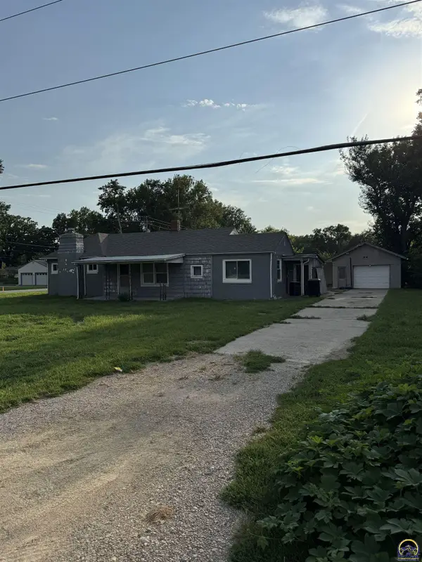 2201 NW Clay St, Topeka, KS 66608