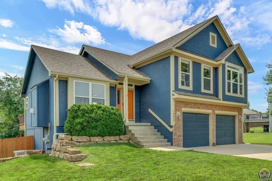 16631 Ruby Ct, Basehor, KS 66007 - #2