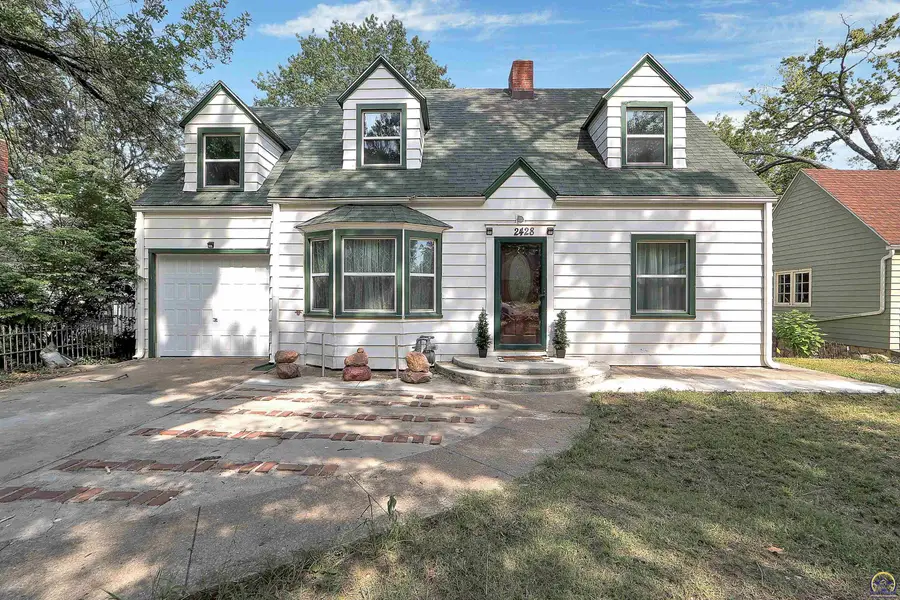 2428 SE Kentucky Ave, Topeka, KS 66605 - #3