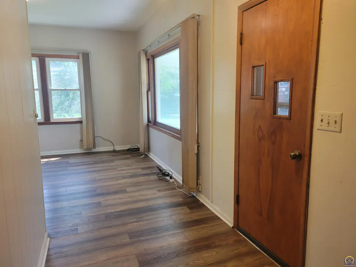 500 SE Rodgers St, Topeka, KS 66607 - #1