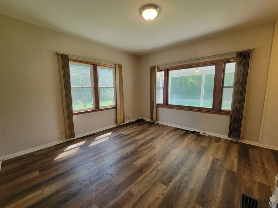 500 SE Rodgers St, Topeka, KS 66607 - #3