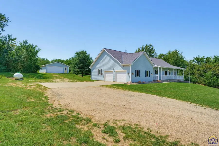 12211 SW 57th St, Topeka, KS 66610 - #3