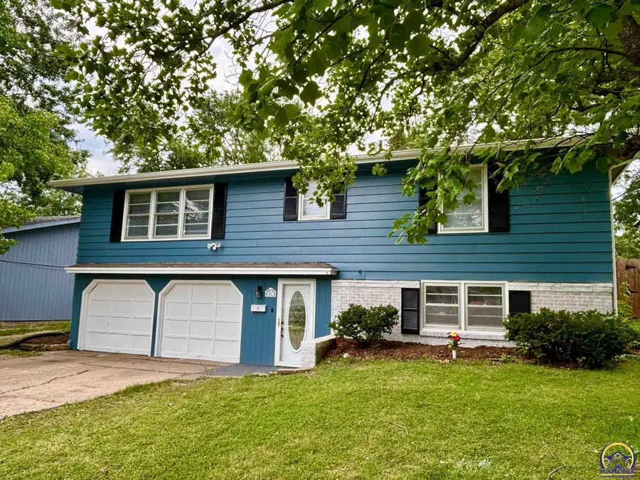 4313 SW Twilight Dr, Topeka, KS 66614 - #3