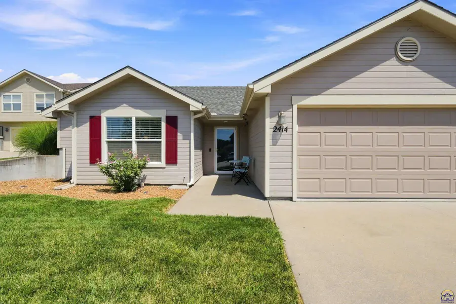 2414 Fox Sparrow Ct, Junction City, KS 66441 - #3