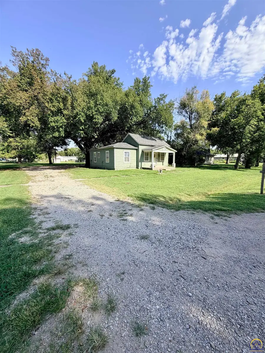 1007 Main St, Americus, KS 66835 - #3