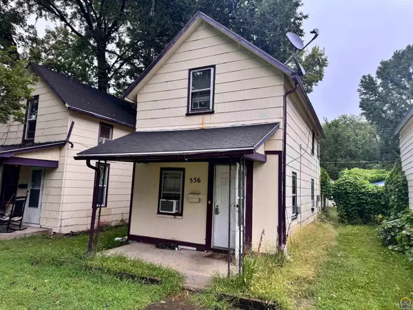 536 NE Grattan St, Topeka, KS 66616