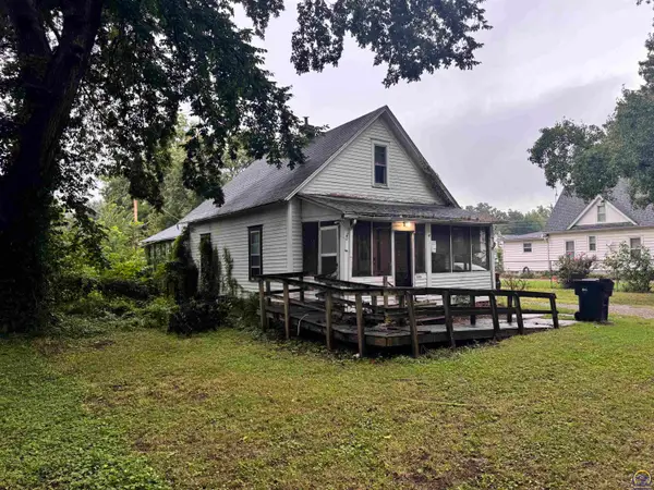 309 NE Twiss Ave, Topeka, KS 66616