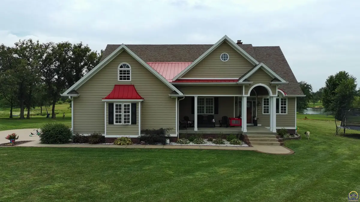 803 W Broadway St, Lebo, KS 66856 - #1