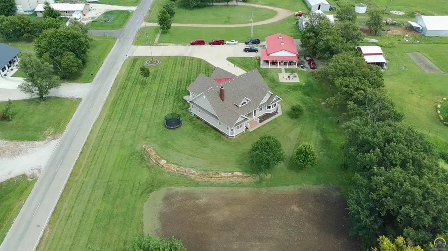803 W Broadway St, Lebo, KS 66856 - #3