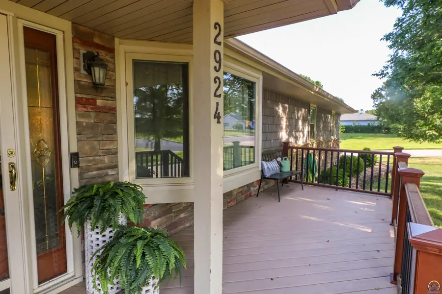 2924 Prairie St, Emporia, KS 66801 - #2