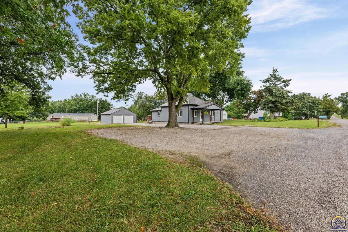 430 Monroe St, Pomona, KS 66076 - #1
