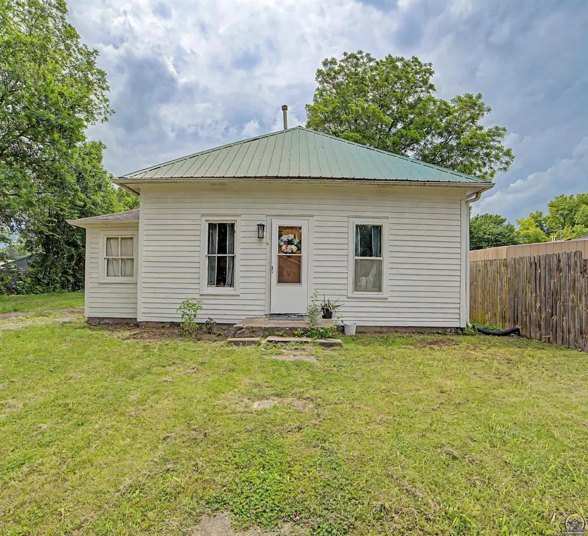 415 Delia Ave, Delia, KS 66418 - #1