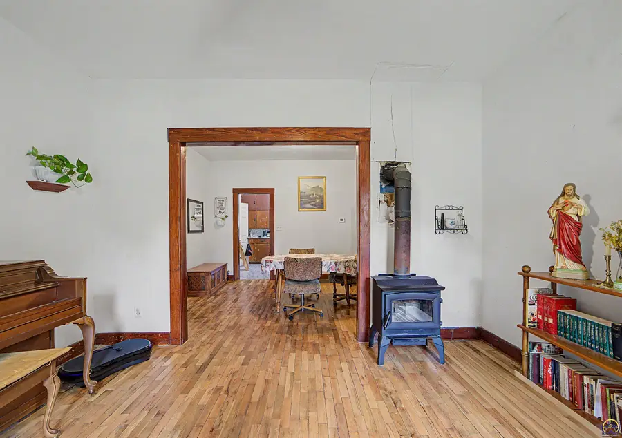 415 Delia Ave, Delia, KS 66418 - #3