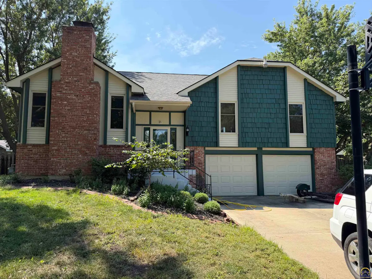 3721 SE 27th Ter, Topeka, KS 66605 - #1