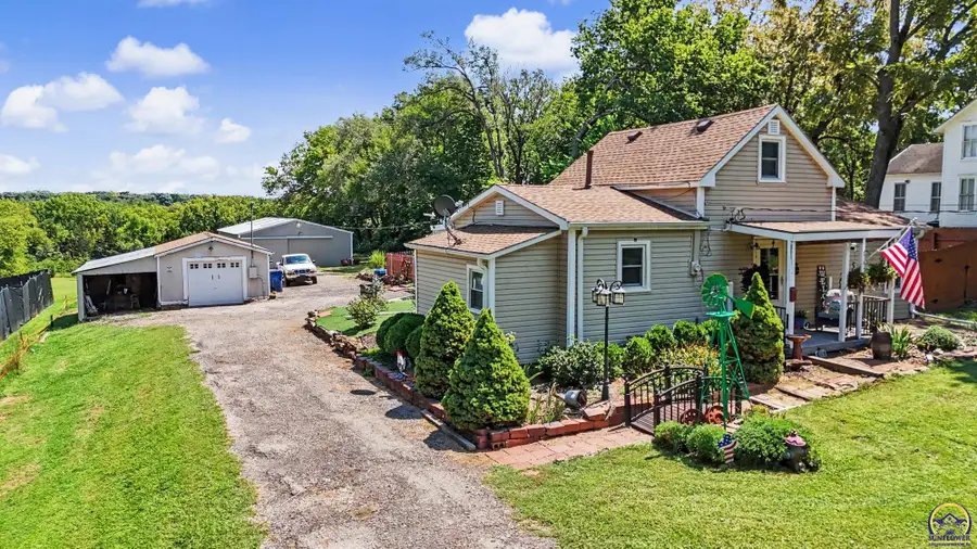 528 Whitfield, Lecompton, KS 66050 - #3