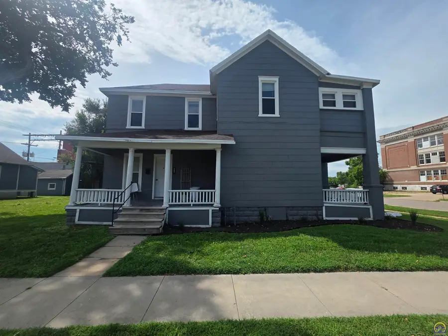 628 Constitution St, Emporia, KS 66801 - #3