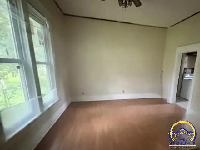 118 Sylvan St, Emporia, KS 66801 - #3