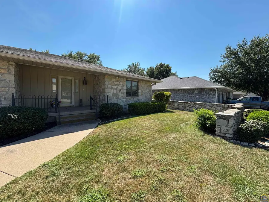1313 Presby Dr, Emporia, KS 66801 - #3