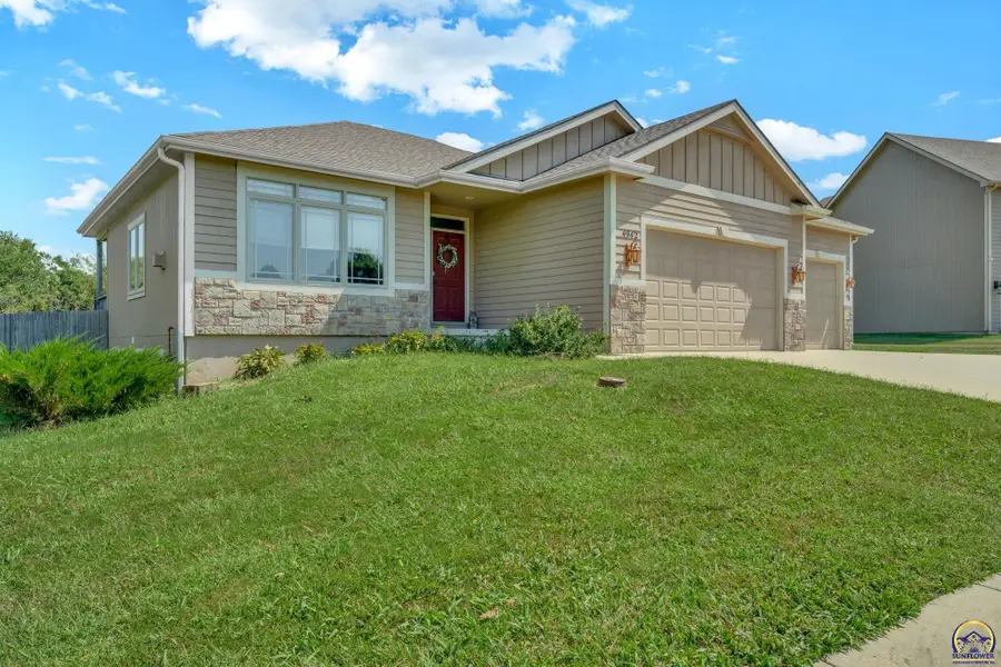 4942 NW Kendall Dr, Topeka, KS 66618 - #2