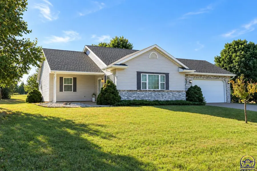 2913 Prairie St, Emporia, KS 66801 - #2