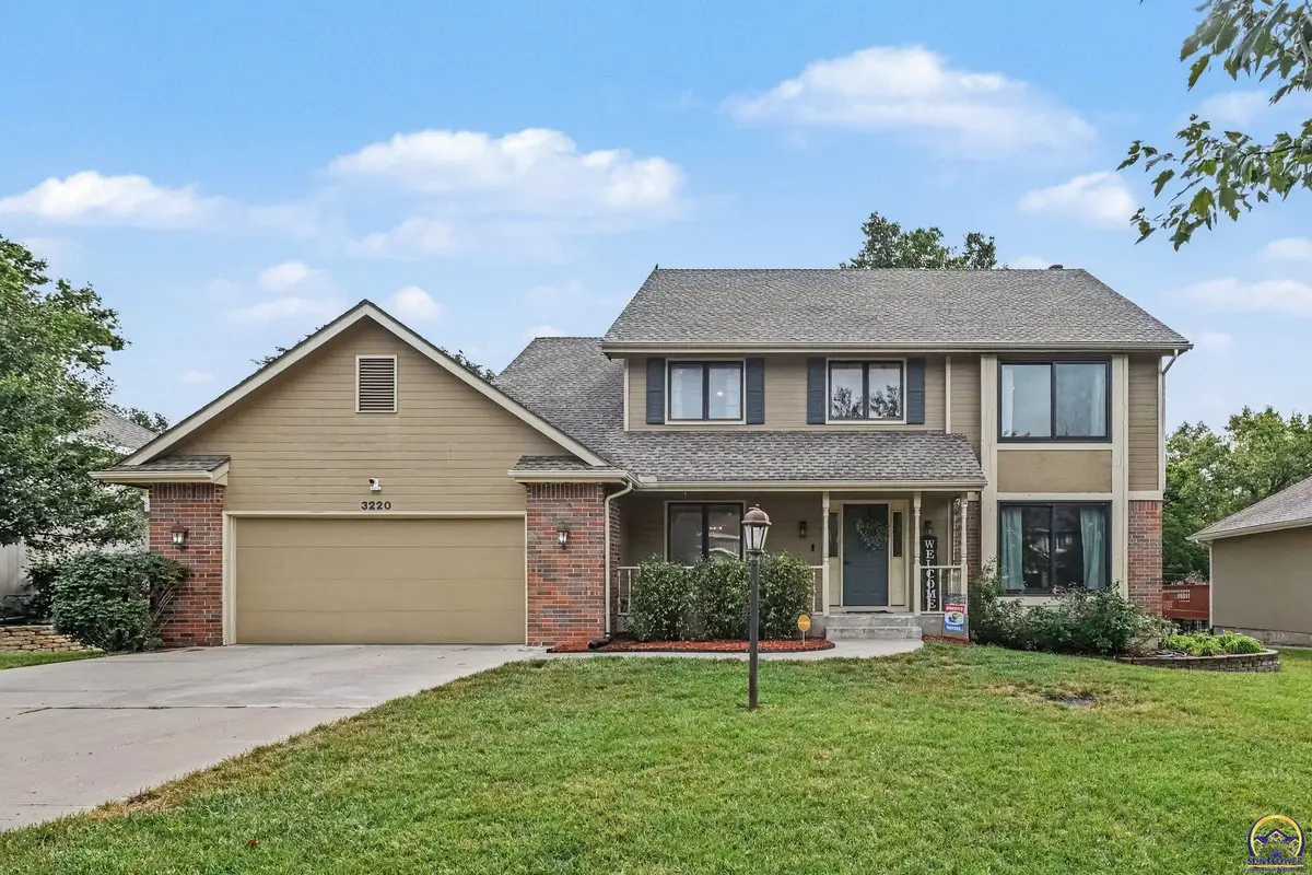 3220 SW Mowbray Rd, Topeka, KS 66614 - #1