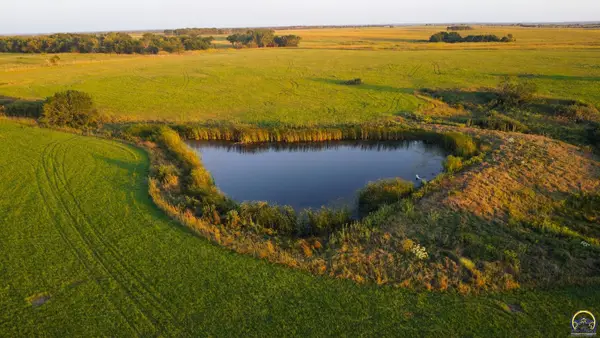 2633 Road G, Americus, KS 66835