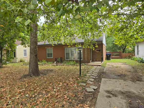 810 SW Orleans St, Topeka, KS 66606