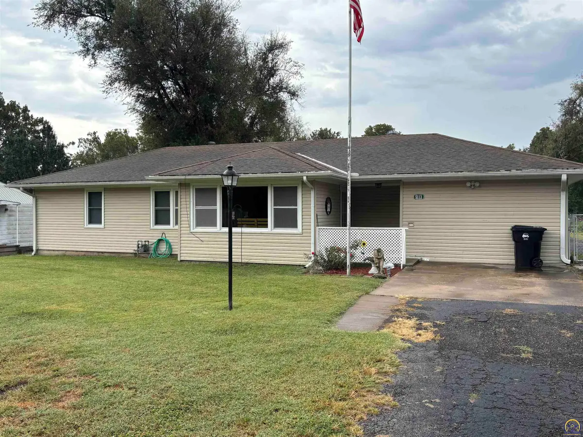 5113 SE 3rd Ter, Tecumseh, KS 66542 - #1
